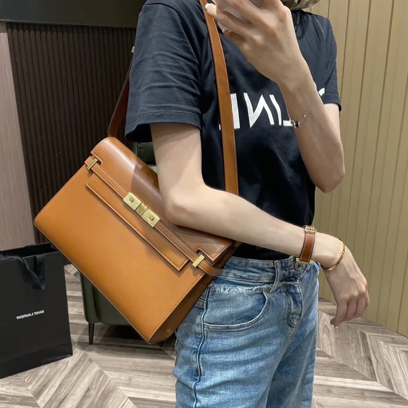 High-quality Fashionable New Women's Bag Top Leather Manhattan Leather Bag Large-capacity All-match One-shoulder Messenger Bag
High-quality Fashionable New Women's Bag Top Leather Manhattan Leather Bag Large-capacity All-match One-shoulder Messenger Bag