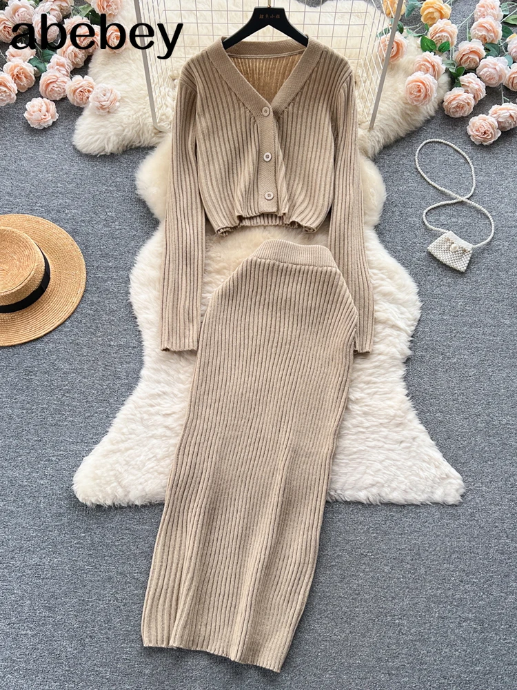 Korean Style Knitted Suits Single Breasted Cardigan+Bodycon Split Slim Skirt Winter Women Skinny Elegant Sweater Sets
Korean Style Knitted Suits Single Breasted Cardigan+Bodycon Split Slim Skirt Winter Women Skinny Elegant Sweater Sets