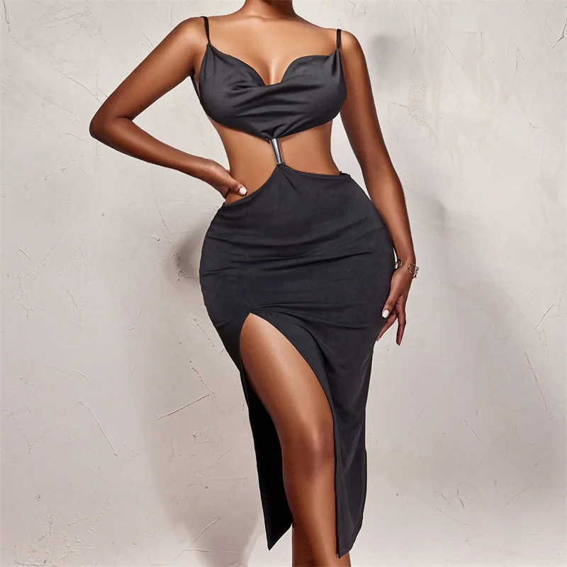 Женское облегающее платье-майка с открытой спиной и глубоким V-образным вырезом
Женское облегающее платье-майка с открытой спиной и глубоким V-образным вырезом