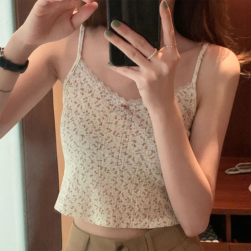 Cute Camis Floral Crop Top Women Summer Lace Trim Bow Hollow Out Prairie Chic Tops for Sweet Girl Kawaii Clothes
Cute Camis Floral Crop Top Women Summer Lace Trim Bow Hollow Out Prairie Chic Tops for Sweet Girl Kawaii Clothes