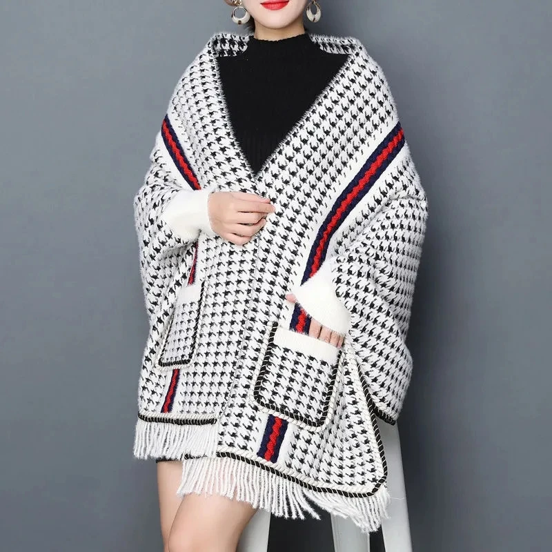 2023 Autumn Winter Long Sleeved thousand bird Plaid Cape Jacket Women's Tassel Imitation Knitted Cloak Shawl Poncho Coats AC951
2023 Autumn Winter Long Sleeved thousand bird Plaid Cape Jacket Women's Tassel Imitation Knitted Cloak Shawl Poncho Coats AC951