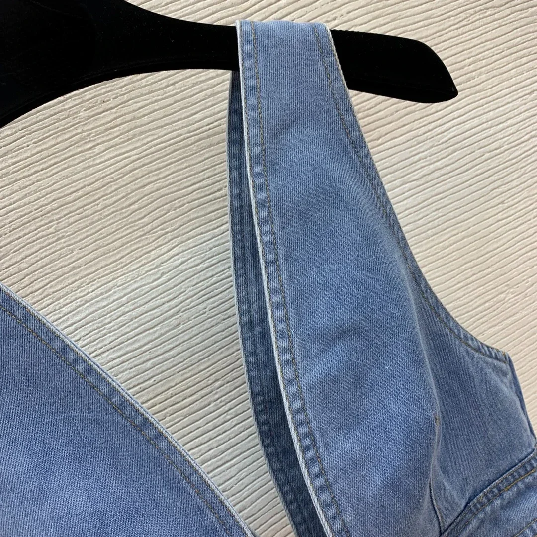 Summer Women's Denim Tank Side Zipper Metal Print Sexy Underlay Bra Top Fashion Versatile
Summer Women's Denim Tank Side Zipper Metal Print Sexy Underlay Bra Top Fashion Versatile