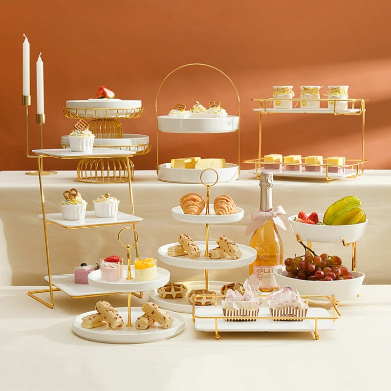 Gold Wedding Cake Stand Candy Bar Decoration Cookie Donuts Maca Dessert Cake Board Kitchen Accessories Cozinha Cake Decoration
Gold Wedding Cake Stand Candy Bar Decoration Cookie Donuts Maca Dessert Cake Board Kitchen Accessories Cozinha Cake Decoration