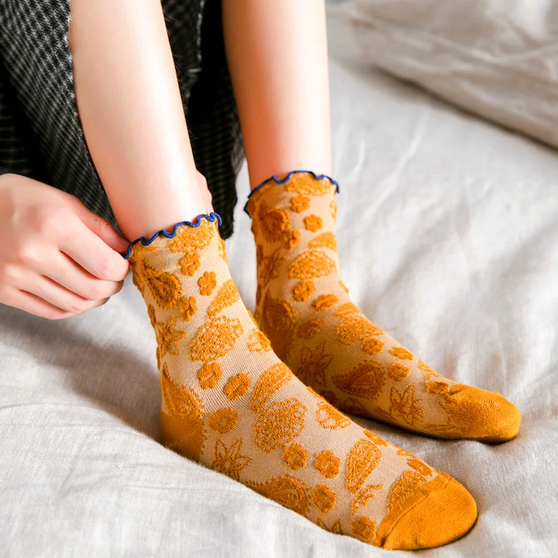 Socks Women's Solid Color Autumn Retro Pile Socks Wooden Ear Edge Cotton Socks New Mid-tube Cartoon Flower Japanese Girls Spring
Socks Women's Solid Color Autumn Retro Pile Socks Wooden Ear Edge Cotton Socks New Mid-tube Cartoon Flower Japanese Girls Spring
