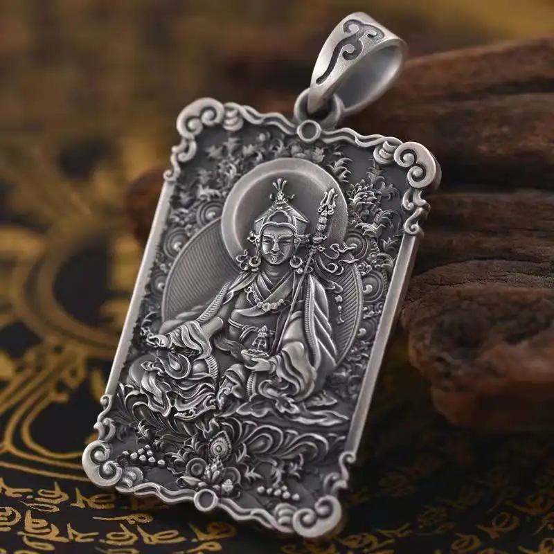 Новые Этнические Ретро-украшения для мужчин, подвеска Padmasambhava, мужской амулет, подвеска, амулет Padmasambhava, ювелирные аксессуары
Новые Этнические Ретро-украшения для мужчин, подвеска Padmasambhava, мужской амулет, подвеска, амулет Padmasambhava, ювелирные аксессуары