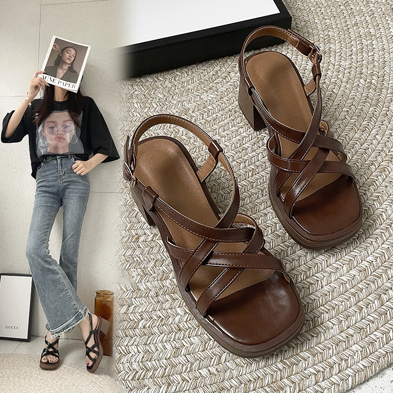 

2023 New Brand Genuine Cow Leather Sandals Block Mid Heels Women Roma Sandals Square Toe Retro Buckle Sandals Slingback