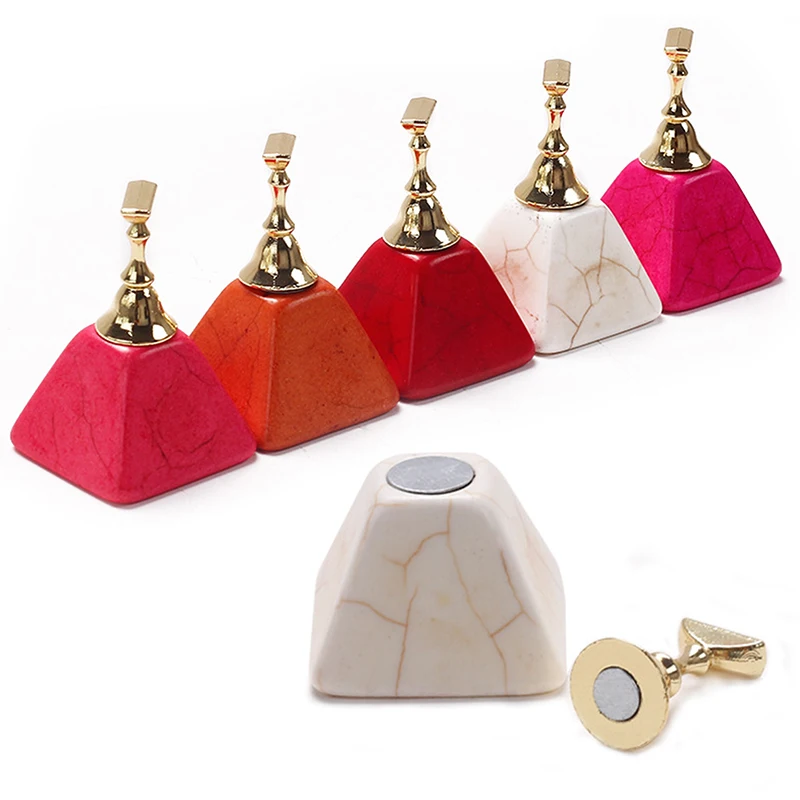 1 Набор Бирюзовая основа для маникюра с трещинами сильная Магнитная тренировочная подставка для ногтей из сплава демонстрационная подставка для гель-лака демонстрация полочки инструмент
1 Набор Бирюзовая основа для маникюра с трещинами сильная Магнитная тренировочная подставка для ногтей из сплава демонстрационная подставка для гель-лака демонстрация полочки инструмент