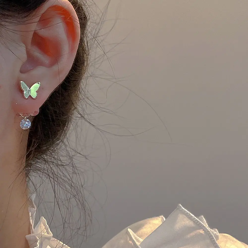 Korean Stud Earrings Drop Earrings Eleagnt Butterfly Crystal Zircon Temperament Women Dangle Earrings Ear Jewelry
Korean Stud Earrings Drop Earrings Eleagnt Butterfly Crystal Zircon Temperament Women Dangle Earrings Ear Jewelry