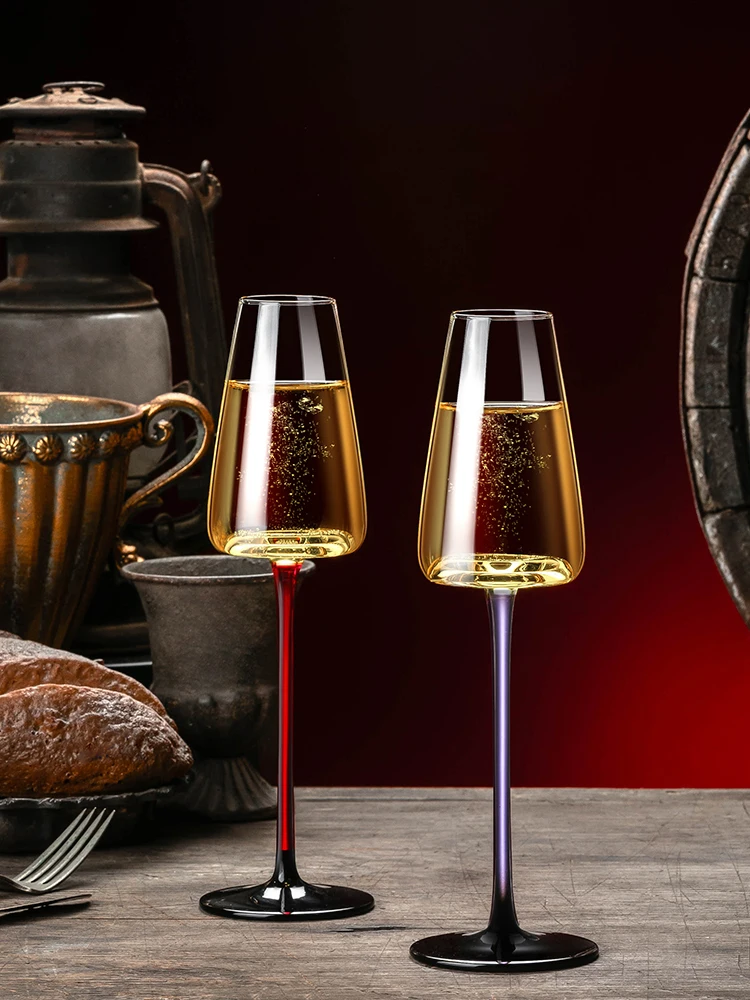 2 PCS Red Rod Champagne Glass Creative Crystal Glass Wine Goblet European Sparkling Cocktail Wine Glass Home Drinkware
2 PCS Red Rod Champagne Glass Creative Crystal Glass Wine Goblet European Sparkling Cocktail Wine Glass Home Drinkware