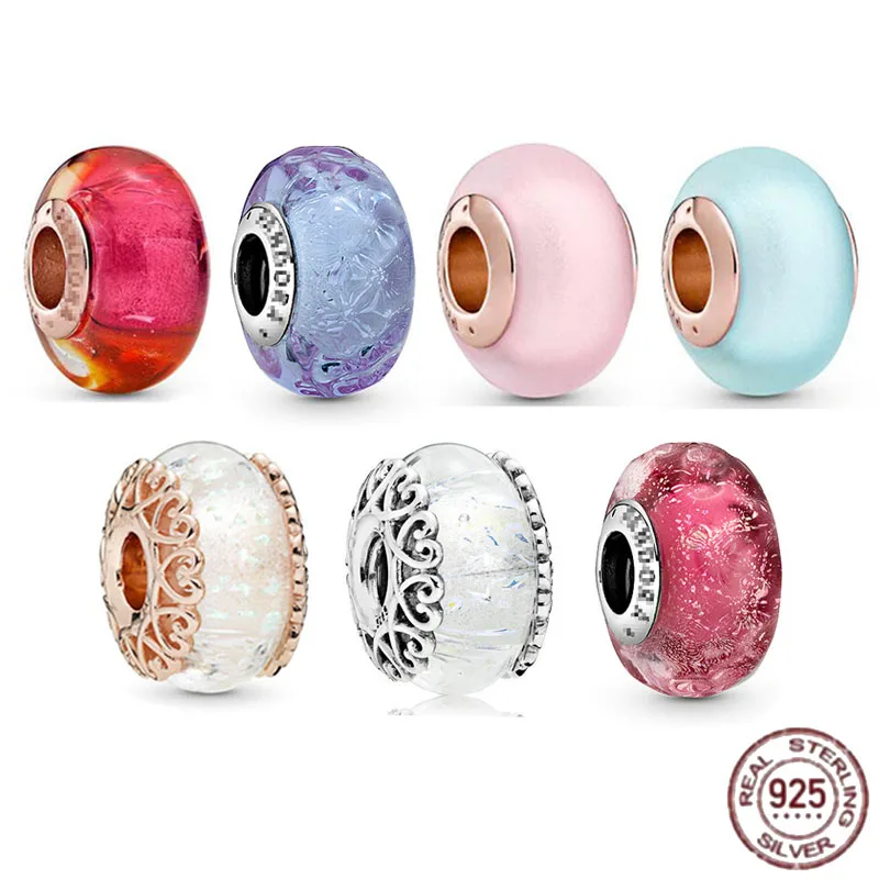 Стеклянные бусины с серебряной короной и розовым золотом
Стеклянные бусины с серебряной короной и розовым золотом