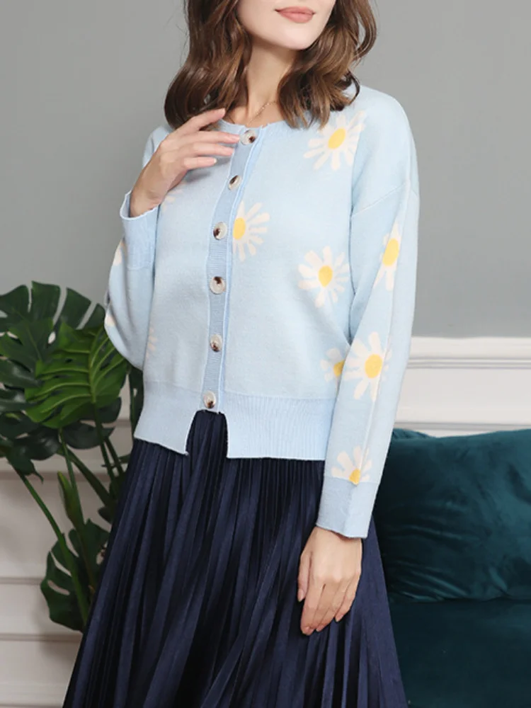 Knitted Sweater Women Flower Pattern Cardigan New Korean Fashion Autumn Winter Clothes Female Casual Loose Oversized Top
Knitted Sweater Women Flower Pattern Cardigan New Korean Fashion Autumn Winter Clothes Female Casual Loose Oversized Top