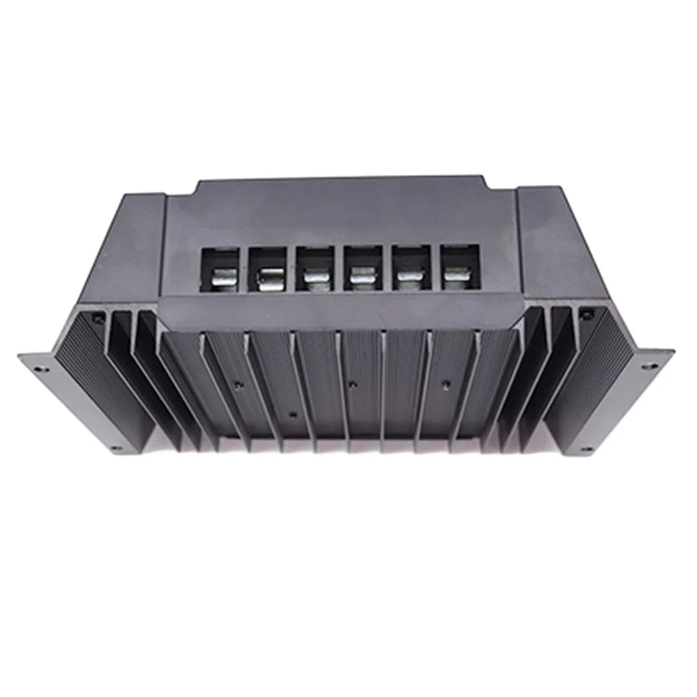 Durable For Solar Power Generation Systems PWM Controller Control 60A Aluminum Alloy Boost Charging Lightnings
Durable For Solar Power Generation Systems PWM Controller Control 60A Aluminum Alloy Boost Charging Lightnings