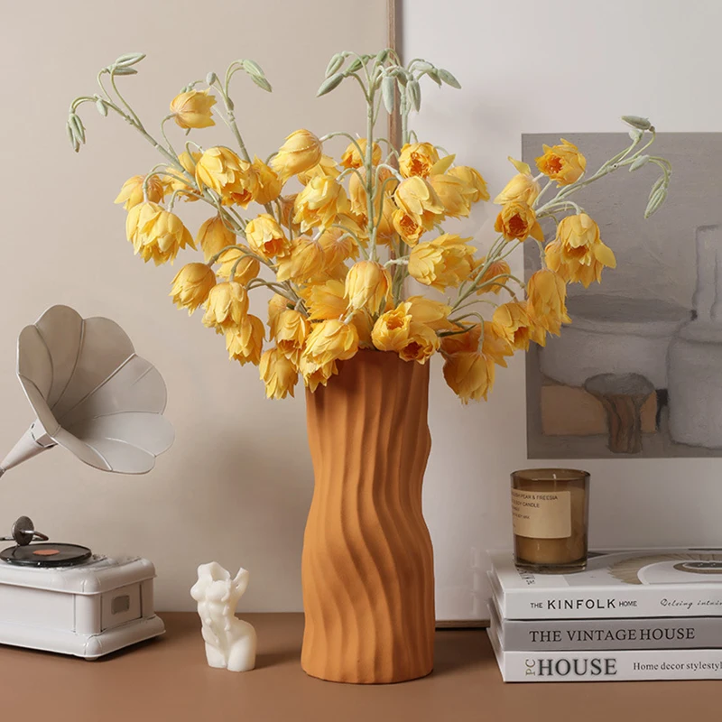 New Nordic Striped Vase Ceramic Simple Living Room Flower Arrangement Dried Flower Porch TV Cabinet Home Decorations Home Vase
New Nordic Striped Vase Ceramic Simple Living Room Flower Arrangement Dried Flower Porch TV Cabinet Home Decorations Home Vase