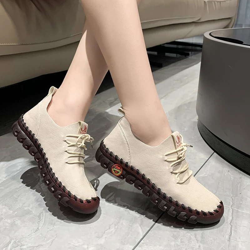 Cow Tendon Soft-soled Shoes Women's New Flat Round Toe Lace-up Color Stitching Version Casual Single Shoes Wholesale
Cow Tendon Soft-soled Shoes Women's New Flat Round Toe Lace-up Color Stitching Version Casual Single Shoes Wholesale