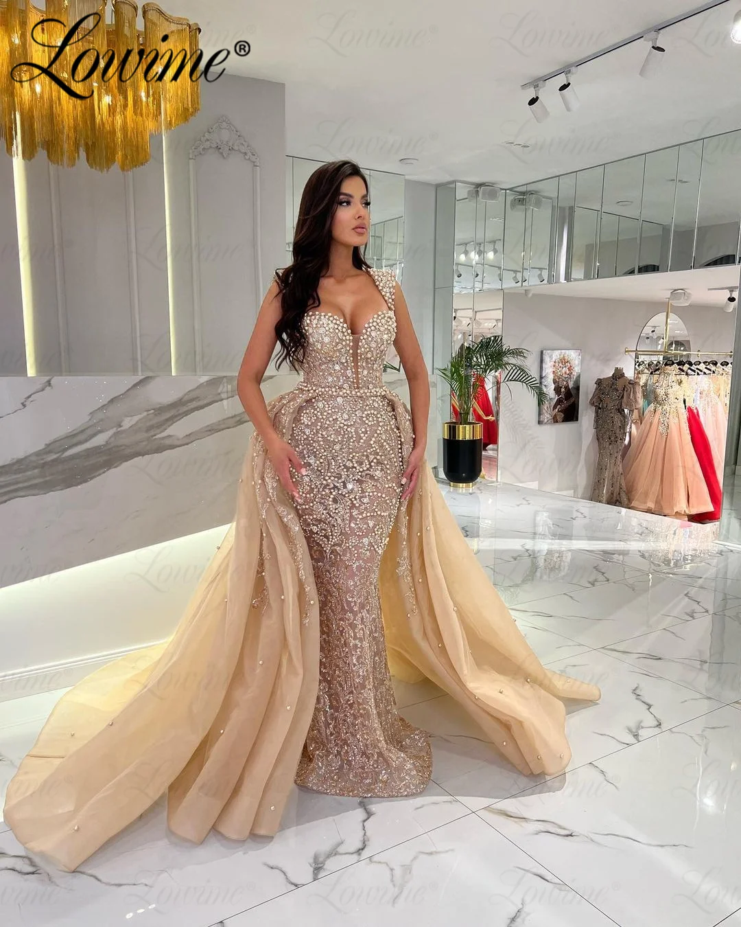 Robe De Soiree Luxury Beaded Evening Dress Customized Arabic Occasion Prom Dresses With Detachable Train Middle East Party Gowns
Robe De Soiree Luxury Beaded Evening Dress Customized Arabic Occasion Prom Dresses With Detachable Train Middle East Party Gowns