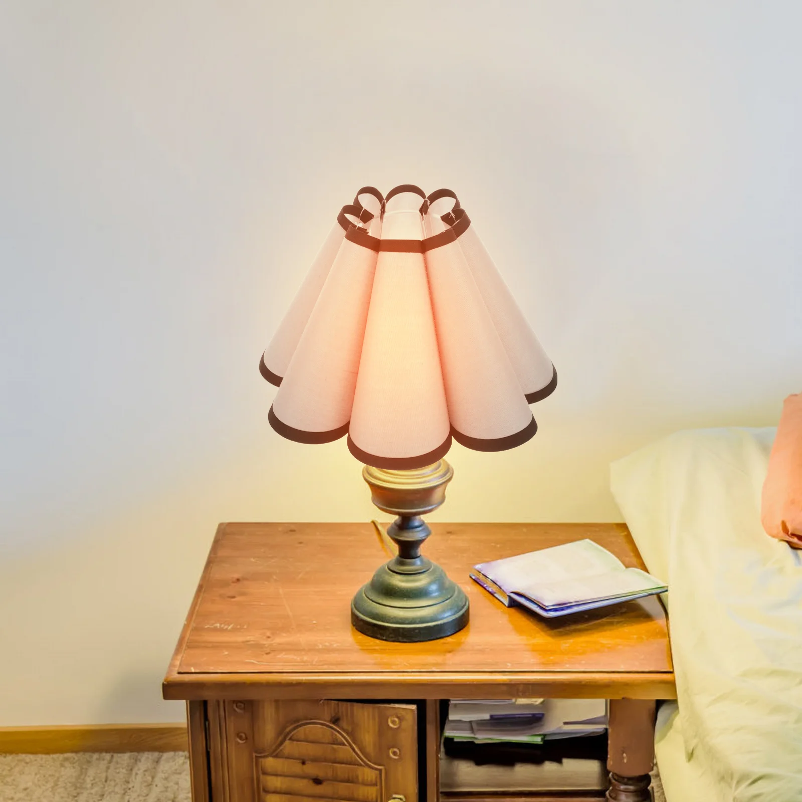 Ceiling Light Cover Bedroom Lamp Shade Christmas Decor Bell Shaped Lampshades for Table Iron Fabric Covers
Ceiling Light Cover Bedroom Lamp Shade Christmas Decor Bell Shaped Lampshades for Table Iron Fabric Covers