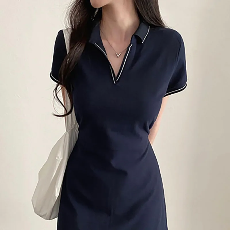 

New for 2022 chic summer French vintage polo collar contrast trim waist-cinching short sleeves A-line dress woman