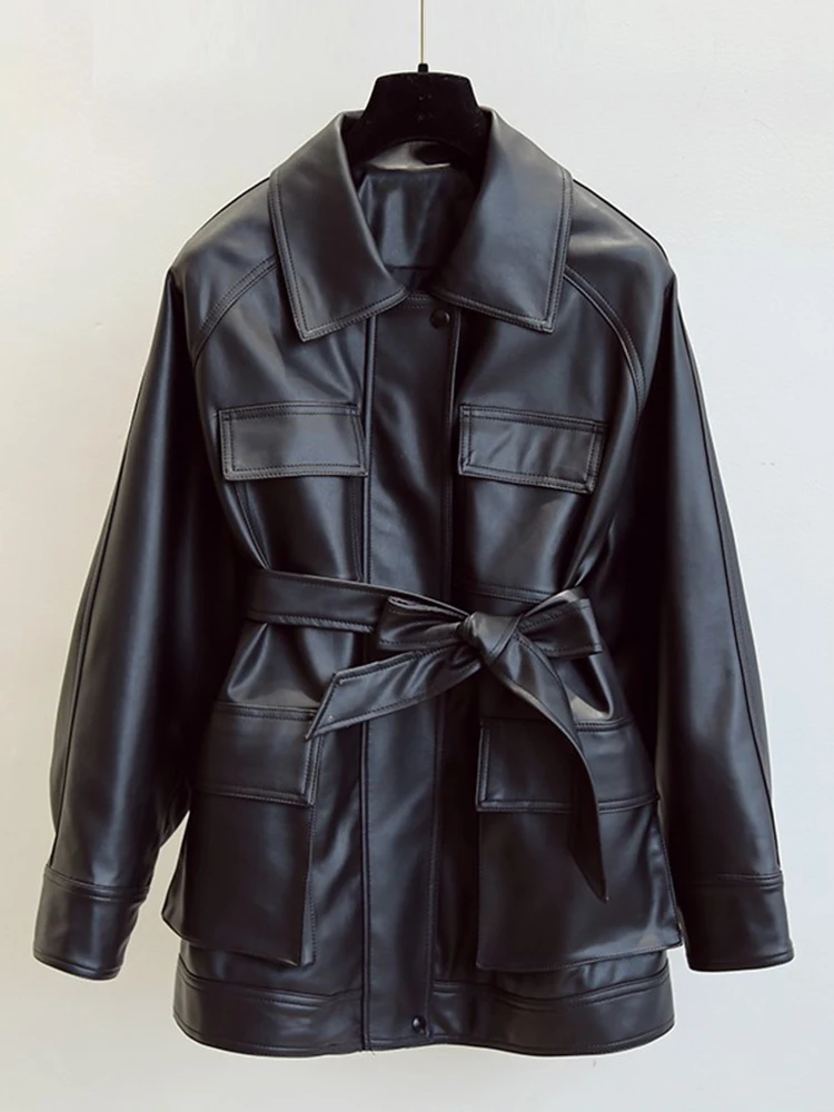 FMFSSOM New 2022 Spring Women Loose Pu Faux Soft Leather Jacket Female Black Streetwear Style Big Pockets Coat Windproof Outwear
FMFSSOM New 2022 Spring Women Loose Pu Faux Soft Leather Jacket Female Black Streetwear Style Big Pockets Coat Windproof Outwear