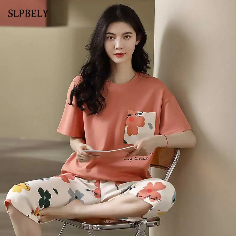 SLPBELY Summer Women Pajamas Set Homesuit Floral Printed Short Sleeve Knee Length Pant Nightwear Pyjamas Sleepwear Homewear
SLPBELY Summer Women Pajamas Set Homesuit Floral Printed Short Sleeve Knee Length Pant Nightwear Pyjamas Sleepwear Homewear