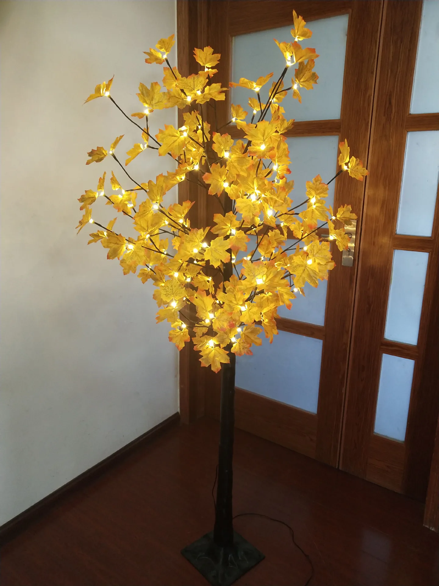 120 LED 1.7m Led Maple Leaf Tree light Christmas Garden Decorative light outdoor low pressure UL.GS light string 100V-240V
120 LED 1.7m Led Maple Leaf Tree light Christmas Garden Decorative light outdoor low pressure UL.GS light string 100V-240V