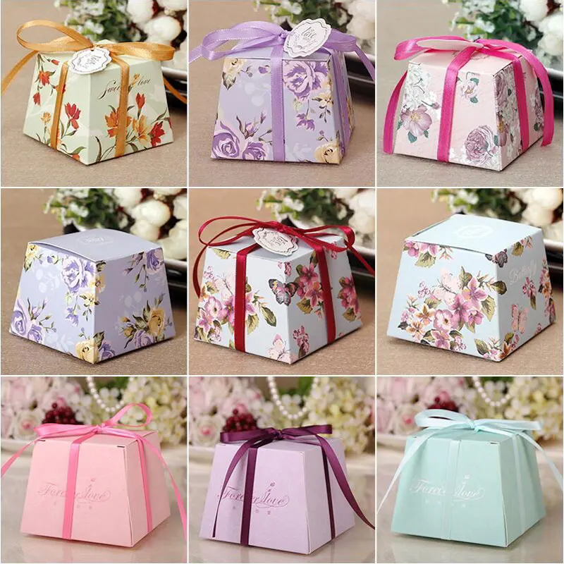 50pcs Wedding Gift Box Romantic Elegant Decoration Rose Flower Party Sweet Favors Wedding Paper Candy Boxes with Ribbon 
50pcs Wedding Gift Box Romantic Elegant Decoration Rose Flower Party Sweet Favors Wedding Paper Candy Boxes with Ribbon
