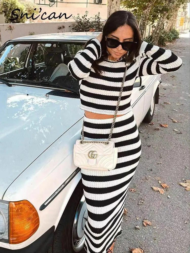 Black Striped Sweater Women Spring Fashion O Neck Basic Office Ladies Crop Tops Outwear Designer Femme Chandails Pullover Snican
Black Striped Sweater Women Spring Fashion O Neck Basic Office Ladies Crop Tops Outwear Designer Femme Chandails Pullover Snican