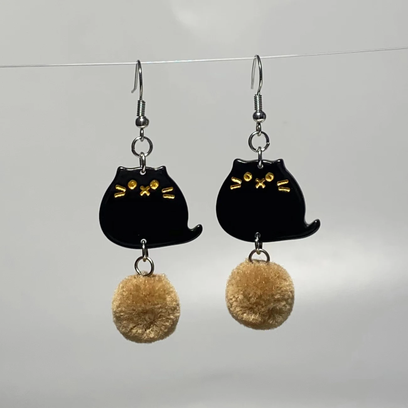 Autumn Winter Khaki Lovely Bow Cute Cat Earrings for Women Assymetrical Earrings Korean Fashion Animal Jewelry Pendientes Mujer
Autumn Winter Khaki Lovely Bow Cute Cat Earrings for Women Assymetrical Earrings Korean Fashion Animal Jewelry Pendientes Mujer