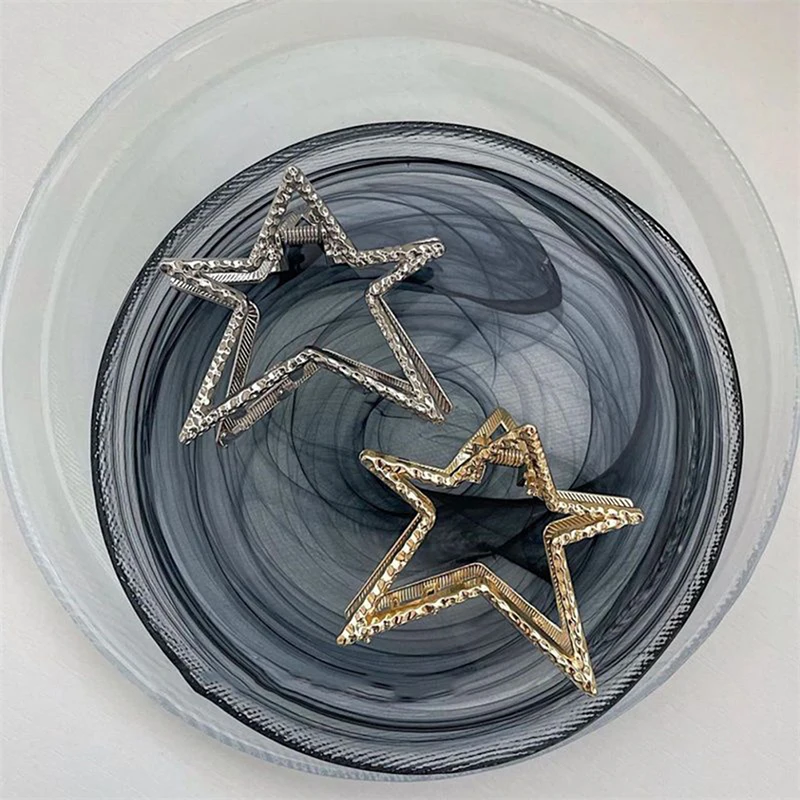 2023 Metal Hair Claw Clips Y2k Aesthetic Hollow Star Hair Crab Hairpin Women Sweet Hair Clip Japanese Harajuku Hair Accessories
2023 Metal Hair Claw Clips Y2k Aesthetic Hollow Star Hair Crab Hairpin Women Sweet Hair Clip Japanese Harajuku Hair Accessories