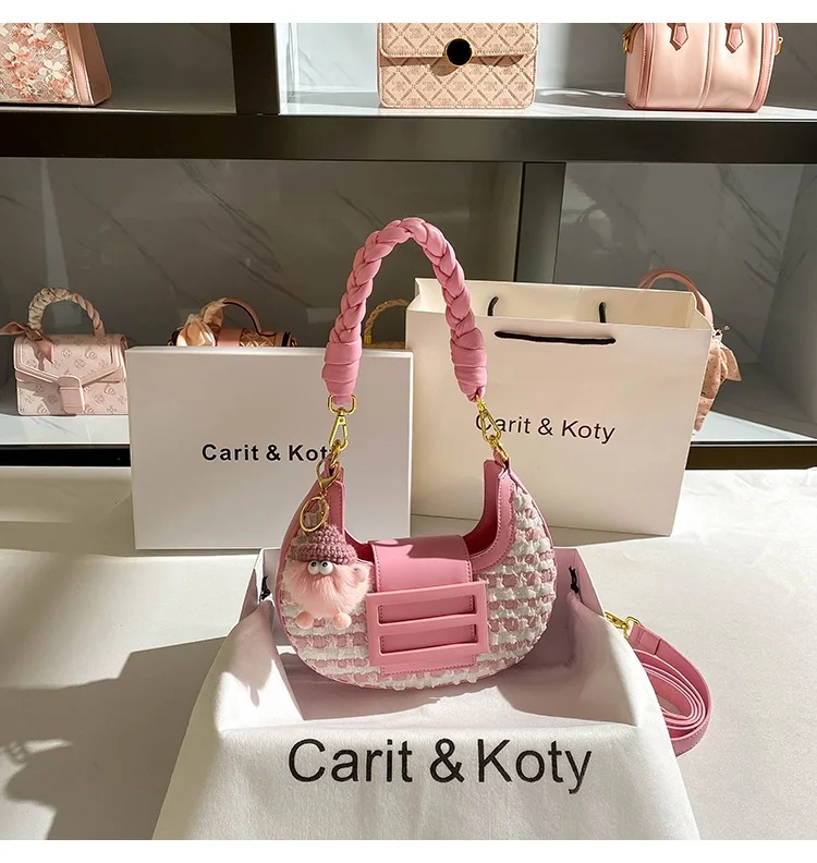 Women's Handbag Woven Handmade Handle Half Moon Bag Textured Leather Shoulder Underarm Bag Lady Purse Messenger Crossbody Bag
Women's Handbag Woven Handmade Handle Half Moon Bag Textured Leather Shoulder Underarm Bag Lady Purse Messenger Crossbody Bag