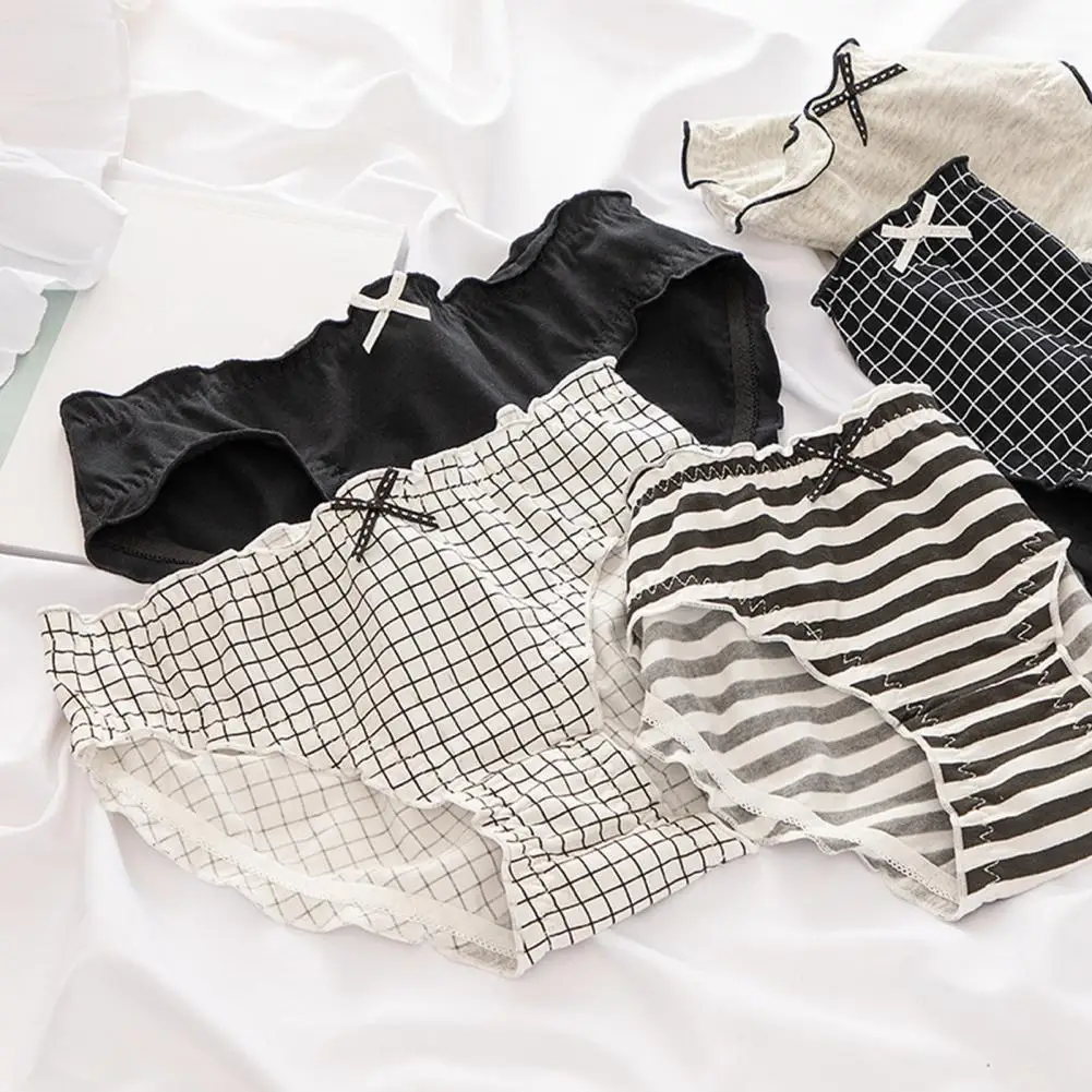 Female Underwear Chic Ruffle Solid Color Bowknot Design Briefs Women Accessory Briefs Women Panties
Female Underwear Chic Ruffle Solid Color Bowknot Design Briefs Women Accessory Briefs Women Panties
