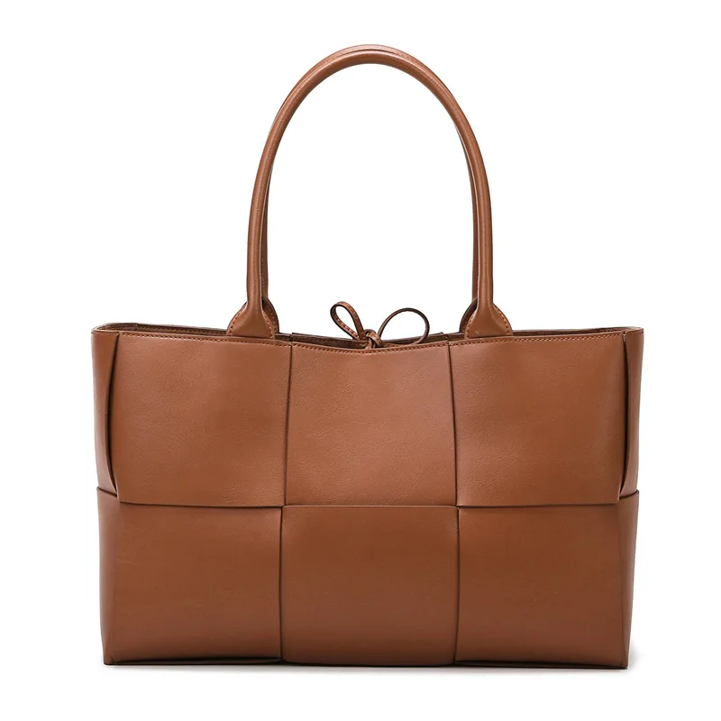 2022 New Large Capacity Ladies Versatile Woven One Shoulder Crossbody Handbag Famous Luxury Designer Fashion Tote Bag Cc Gg Sac
2022 New Large Capacity Ladies Versatile Woven One Shoulder Crossbody Handbag Famous Luxury Designer Fashion Tote Bag Cc Gg Sac