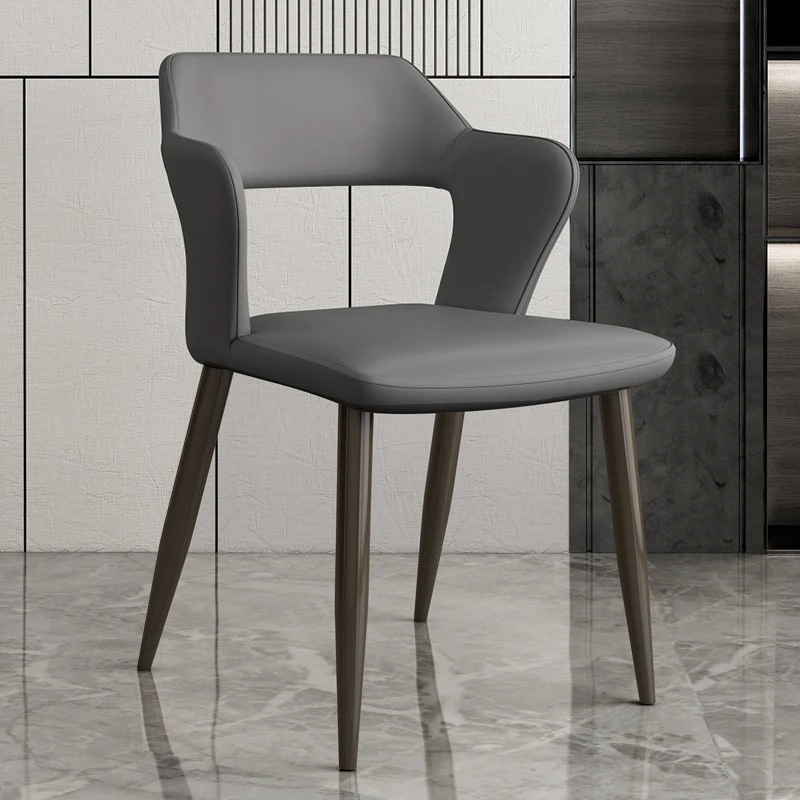 

Удобные обеденные стулья в скандинавском стиле, черные металлические ножки, кожаная эргономичная дизайнерская современная мебель для дома
