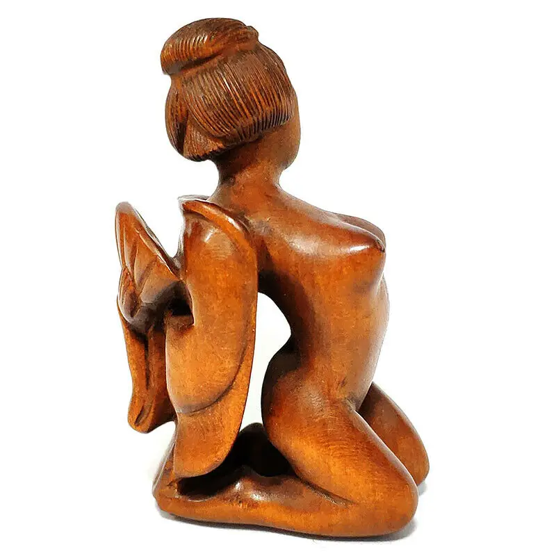 2 INCH Japanese Boxwood Hand Carved Netsuke Sculpture Miniature Pretty Geisha Girl - #X8085
2 INCH Japanese Boxwood Hand Carved Netsuke Sculpture Miniature Pretty Geisha Girl - #X8085