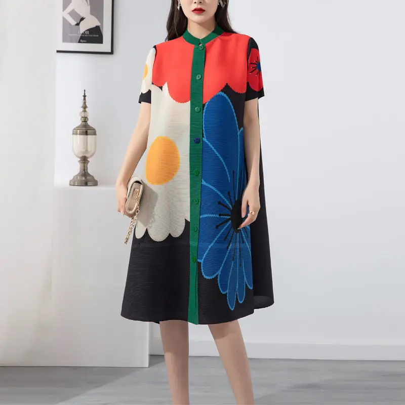 Folding printing dress female 2022 summer stand -up single -breasted loose short sleeve o neck thin mid -length dress female
Folding printing dress female 2022 summer stand -up single -breasted loose short sleeve o neck thin mid -length dress female