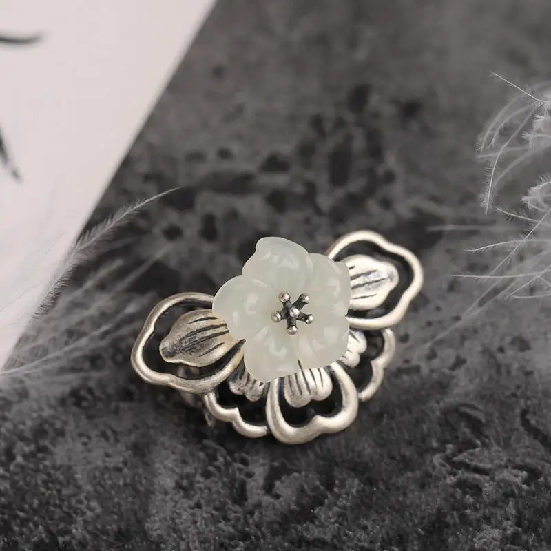 Original Design Silver Inlaid Natural Hetian Jade Flower Charm Ethnic Style Ladies Brooch Dress Exquisite Accessories Jewelry
Original Design Silver Inlaid Natural Hetian Jade Flower Charm Ethnic Style Ladies Brooch Dress Exquisite Accessories Jewelry