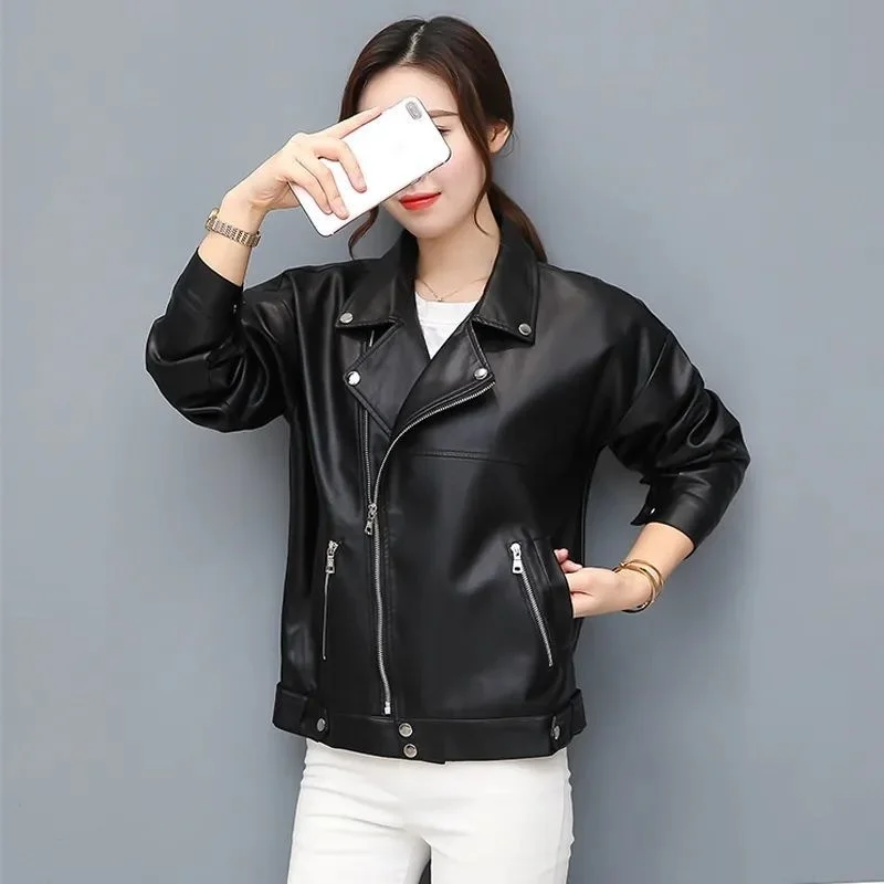 2022 Vintage Faux Leather Jackets Womens Black Bomber Jacket Women Female Winter Harajuku Streetwear Autumn Coat Outerwear
2022 Vintage Faux Leather Jackets Womens Black Bomber Jacket Women Female Winter Harajuku Streetwear Autumn Coat Outerwear