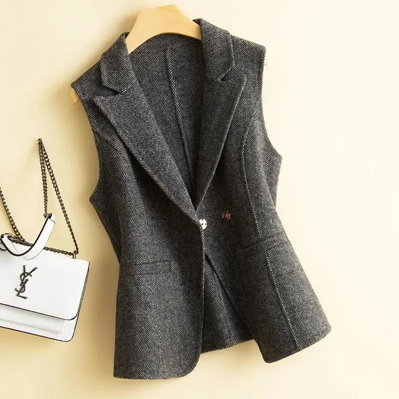 New Autumn Winter Women Double Face Woolen Vest Jacket Herringbone Female Korean Loose Vests Outerwear Ladies Casual Waistcoat
New Autumn Winter Women Double Face Woolen Vest Jacket Herringbone Female Korean Loose Vests Outerwear Ladies Casual Waistcoat