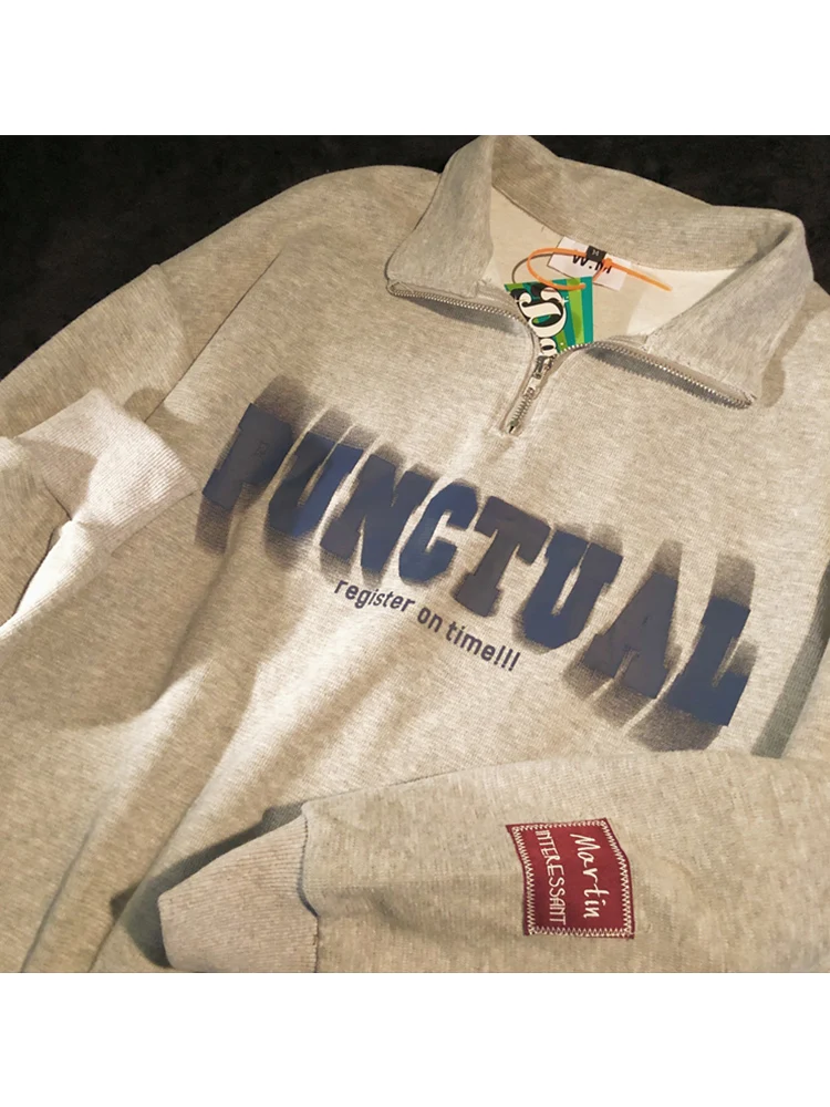 Winter Women's Clothing Gray Vintage Pullover Letter POLO Collar Long Sleeves Hip Hop Oversize Baggy Tops Autumn Sweatshirt
Winter Women's Clothing Gray Vintage Pullover Letter POLO Collar Long Sleeves Hip Hop Oversize Baggy Tops Autumn Sweatshirt