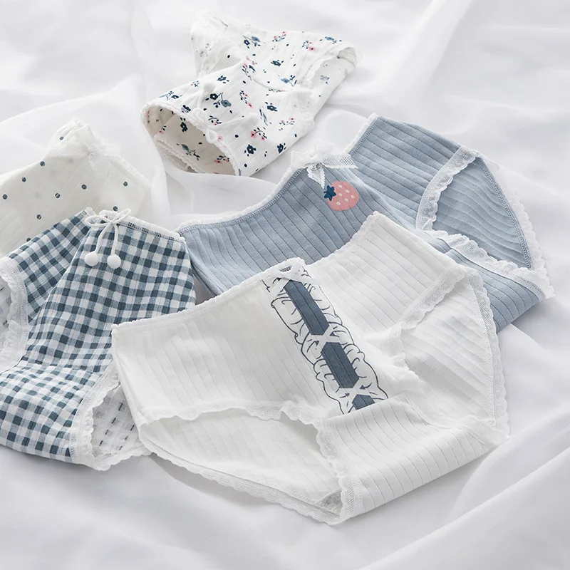 5Pcs/Set Sweet Girl Panties Cute Strawberry Briefs Women's Cotton Underwear Sexy Lingerie Breathable Pantys Underpants Thong 
5Pcs/Set Sweet Girl Panties Cute Strawberry Briefs Women's Cotton Underwear Sexy Lingerie Breathable Pantys Underpants Thong