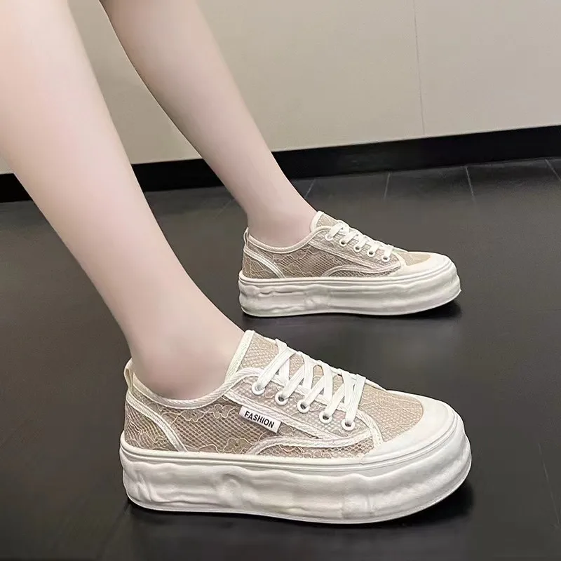 2023 Summer Fashion New Women's Sneakers Thick Sole Mesh Lace-up Comfortable Non-slip Casual Women Sandals Running Shoes
2023 Summer Fashion New Women's Sneakers Thick Sole Mesh Lace-up Comfortable Non-slip Casual Women Sandals Running Shoes