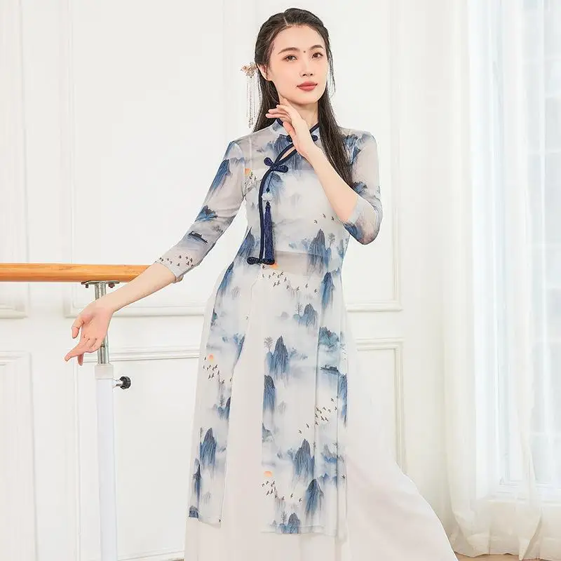 Элегантный Чонсам из водной пряжи, женский современный костюм Hanfu для классических танцев, тренировочная одежда в китайском стиле Ципао
Элегантный Чонсам из водной пряжи, женский современный костюм Hanfu для классических танцев, тренировочная одежда в китайском стиле Ципао