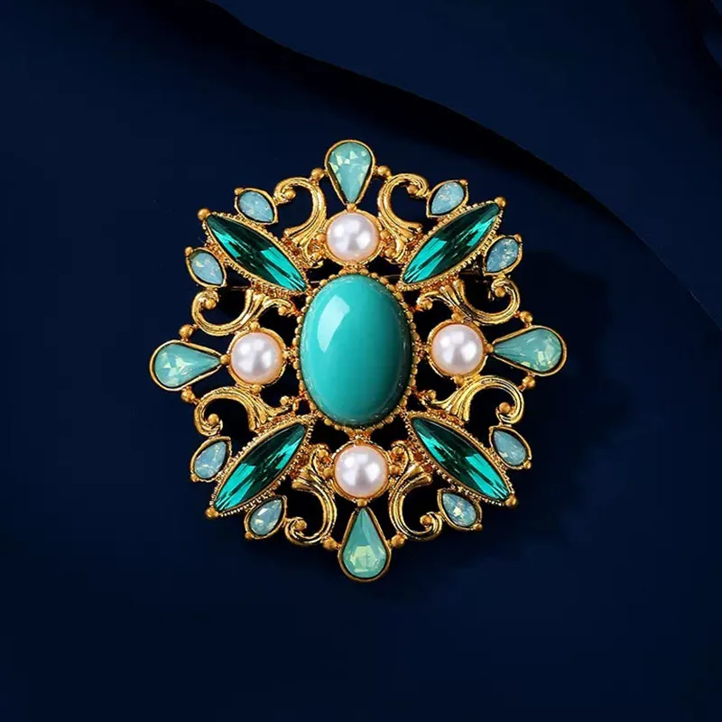 Baroque Ancient Rhyme Brooch Hollow Court Pattern Pearl Corsage Women's Retro Light Luxury High-end Dress Pin
Baroque Ancient Rhyme Brooch Hollow Court Pattern Pearl Corsage Women's Retro Light Luxury High-end Dress Pin