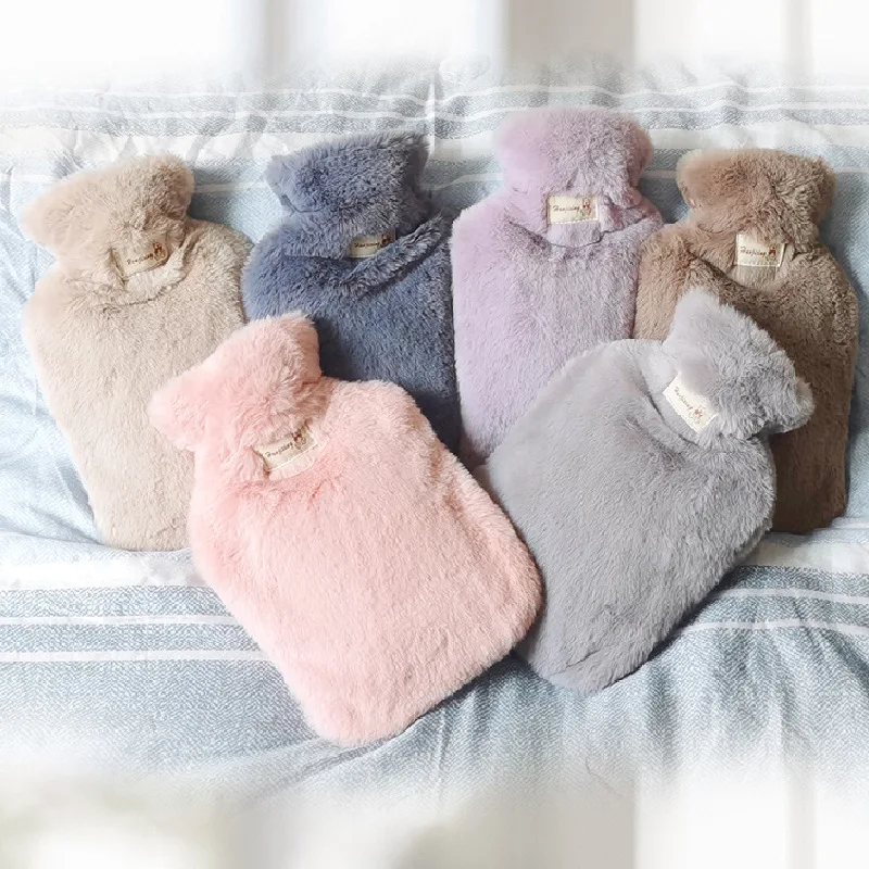 1L/2L Hot Water Bottle Soft to Keep Warm in Winter Portable and Reusable Protection Plush Covering Washable and Leak-proof
1L/2L Hot Water Bottle Soft to Keep Warm in Winter Portable and Reusable Protection Plush Covering Washable and Leak-proof