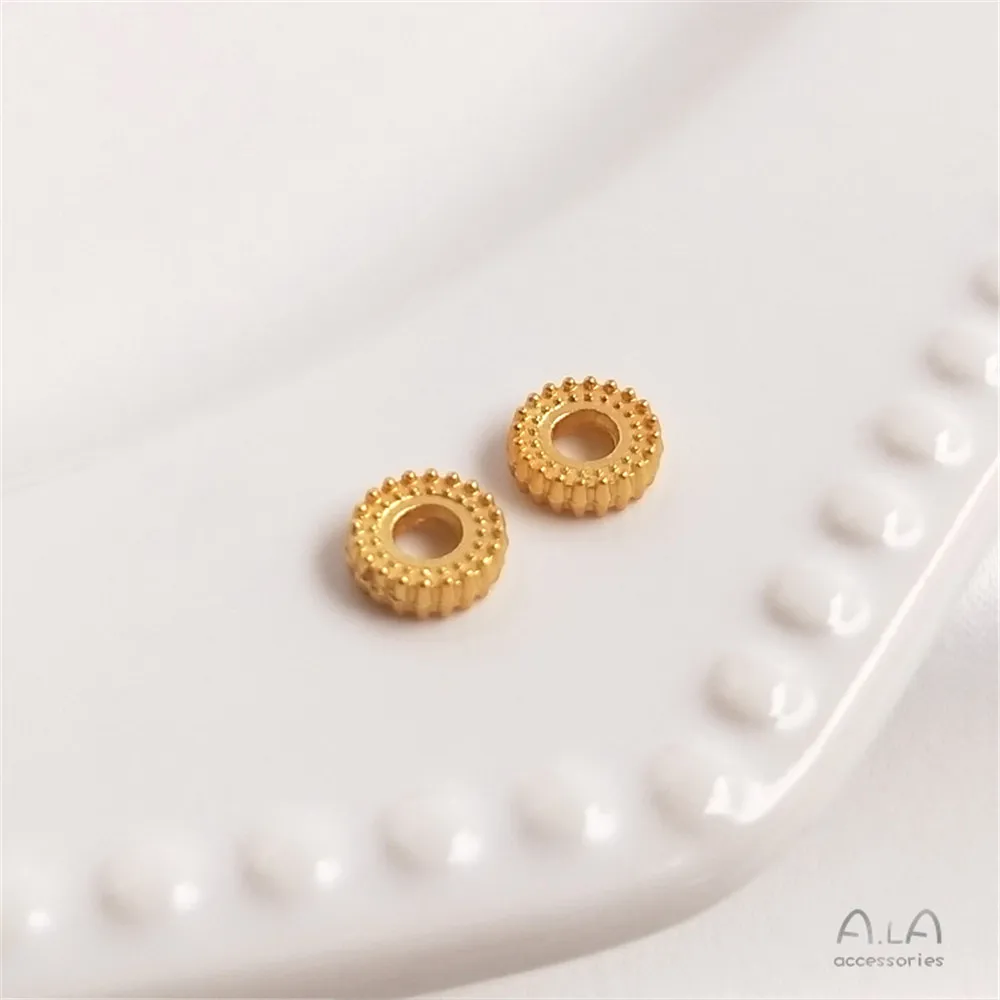Dumb sand gold color twist edge round wheel bead septa DIY hand string bracelet first accessories
Dumb sand gold color twist edge round wheel bead septa DIY hand string bracelet first accessories