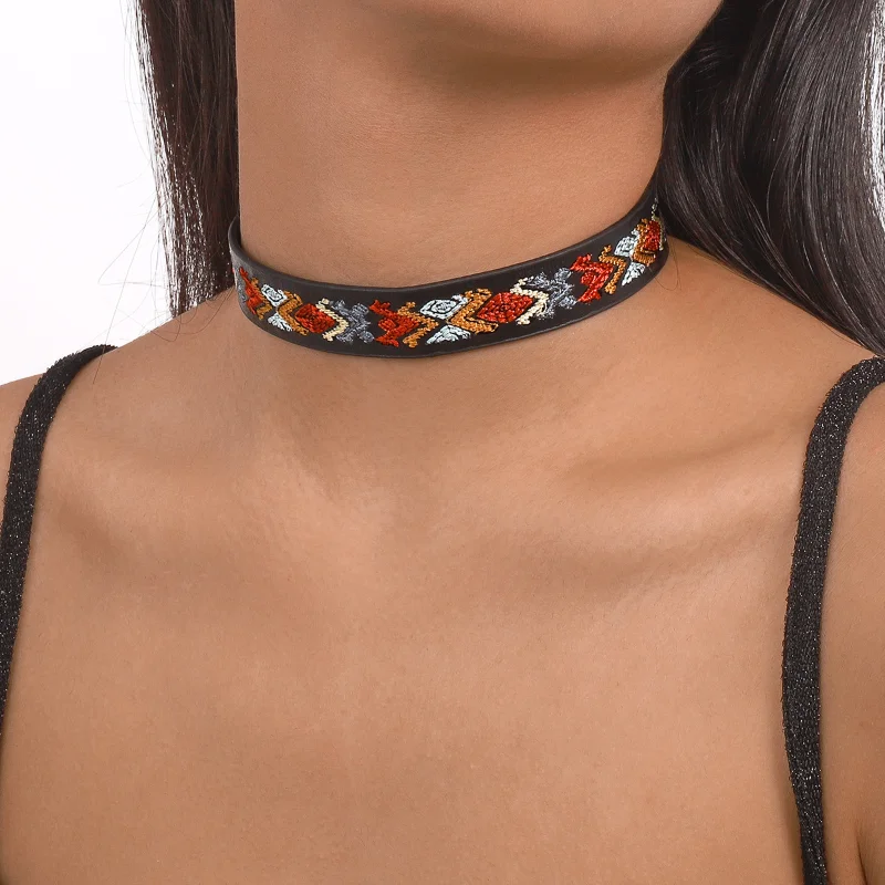 2023 Sexy PU Leather Necklace for Women Vintage Eye Heart Choker Clavicle Chian Necklace Gothic Statement Jewelry Accessories
2023 Sexy PU Leather Necklace for Women Vintage Eye Heart Choker Clavicle Chian Necklace Gothic Statement Jewelry Accessories