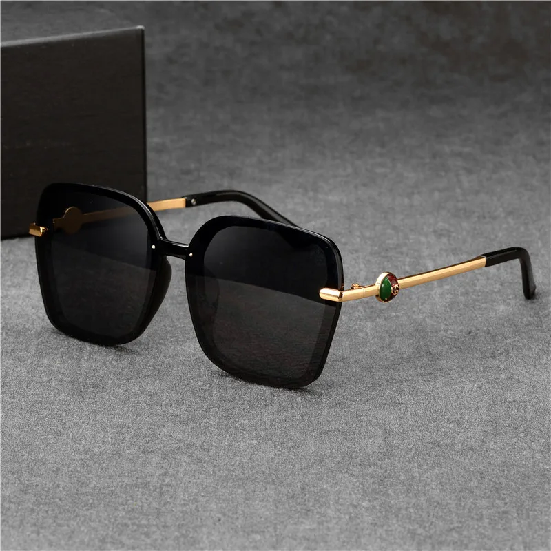 Fashion Square Sunglasses Woman Brand Designer Sun Glasses Female Big Frame Metal Frame Mirror Gradient Oculos De Sol Feminino
Fashion Square Sunglasses Woman Brand Designer Sun Glasses Female Big Frame Metal Frame Mirror Gradient Oculos De Sol Feminino