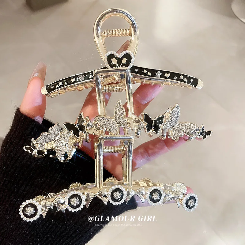 Dropper Diamond Butterfly Love Hairpin Tulip Pearl Light Luxury Advanced Sense Scratch Back Head Shark Clip Hair Accessories 
Dropper Diamond Butterfly Love Hairpin Tulip Pearl Light Luxury Advanced Sense Scratch Back Head Shark Clip Hair Accessories
