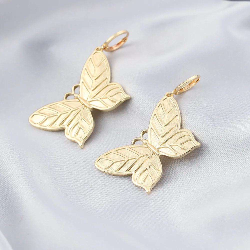 Retro Big Butterfly Pendant Earrings Simple Gold Silver Color Metal Drop Earring For Women Girls Statement Jewelry Gifts
Retro Big Butterfly Pendant Earrings Simple Gold Silver Color Metal Drop Earring For Women Girls Statement Jewelry Gifts