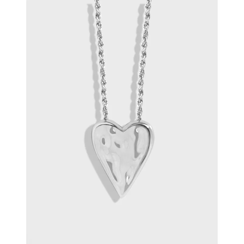 Women's 925 Sterling Silver Necklace White Gold Heart Retro Black Rope Clavicle Chain Personality Fashion Jewelry
Women's 925 Sterling Silver Necklace White Gold Heart Retro Black Rope Clavicle Chain Personality Fashion Jewelry