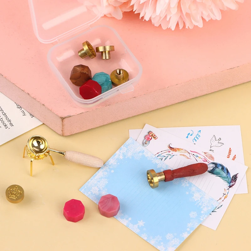 1 Набор 1:12 миниатюрный восковой инструмент для кукольного домика Лаковая Ложка Ручка восковые гранулы модель конверта детская игрушка для ролевых игр
1 Набор 1:12 миниатюрный восковой инструмент для кукольного домика Лаковая Ложка Ручка восковые гранулы модель конверта детская игрушка для ролевых игр